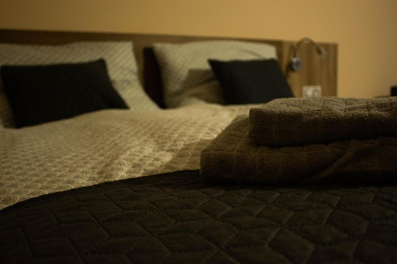 Apartmany Pilot Velka Hledsebe エクステリア 写真